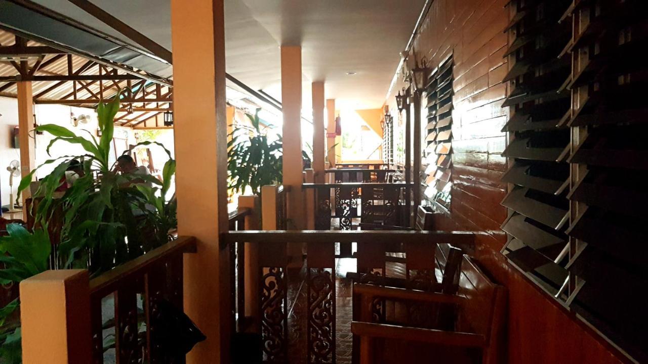 Tamarind Guesthouse Канчанабурі Екстер'єр фото